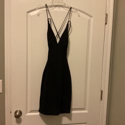 Dress Black    New