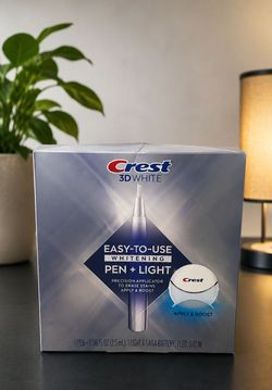 Crest 3D Whitening Pen & light (Brand New & Sealed)