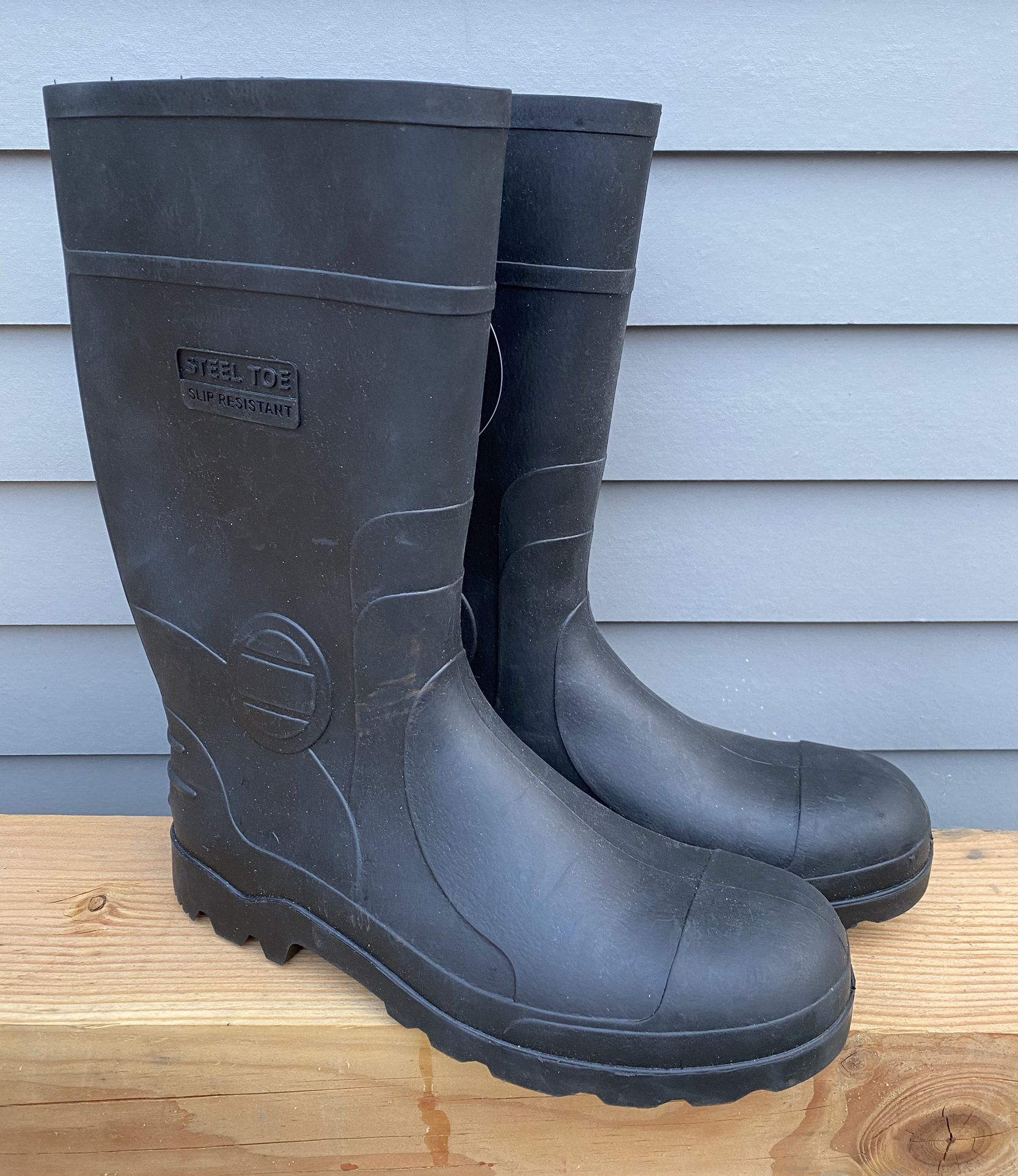 NEW Slip Resistant Steel Toe Black Quality Rubber Work Boots (Men’s Size 11) - $35