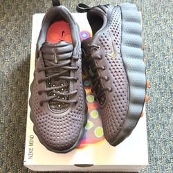 Nike Mind 002 Black Hyper Crimson