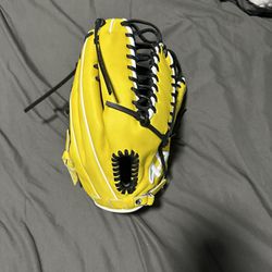 44Pro Baseball Glove