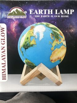 Earth Lamp changes multiple colors brand new in box
