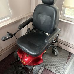 Jazzy Elite ES Motorized Wheelchair