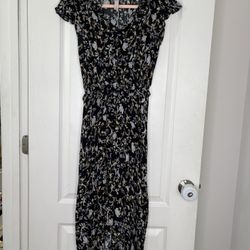 Knox Rose Black Floral Smocked Waist Midi Dress.