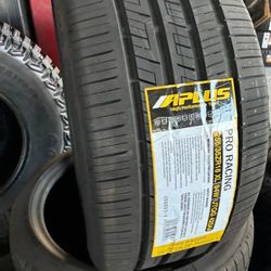 265/35/18 Set Of Tires 