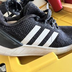 Adidas Size 5Y Tenis Shoes