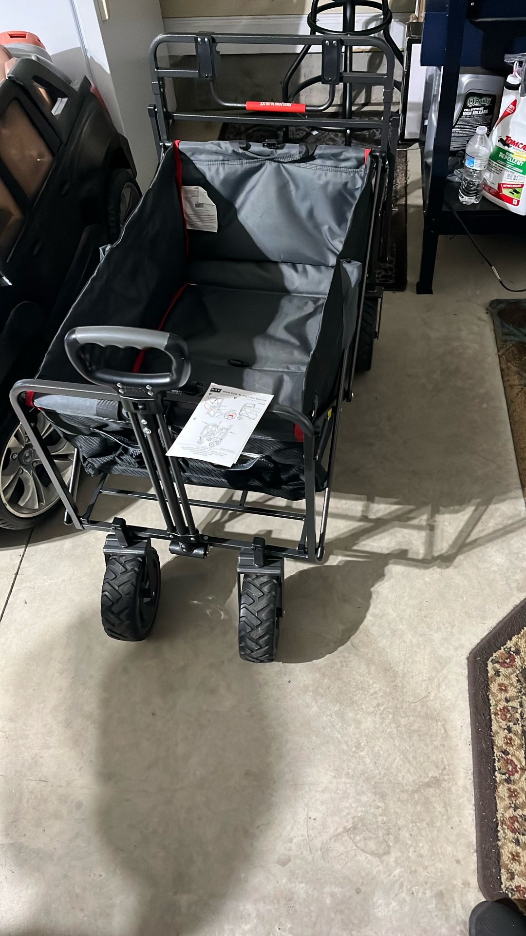 MAC Push Pull Wagon Like New 