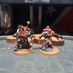 Warhammer 40k Captain In Gravis Armor, And Lieutenant.