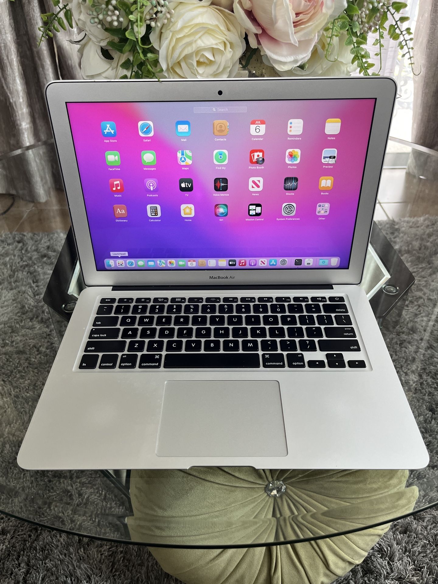 Apple MacBook Air A1466 13” Laptop Intel i5 8GB RAM 128GB SSD MacOS Monterey 12- $159 See pictures for details. Comes with power cord. We accept