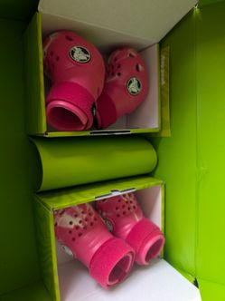 Dog Crocs from Bark New in Box Medium Pink Marble NWT