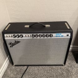 Fender ’68 Custom Vibrolux Reverb Amp 