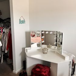 Brand New Vanity