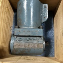 90 Degree Spindle Attachment for A Conventional mill