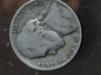 Bunch Of Old Silver Quarters And Nickles Some Errors And Have War Nickles