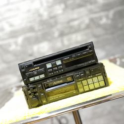 Alphine Deck Car Stereo