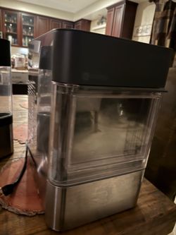 GE PROFILE ICE MAKER FOR REPAIR