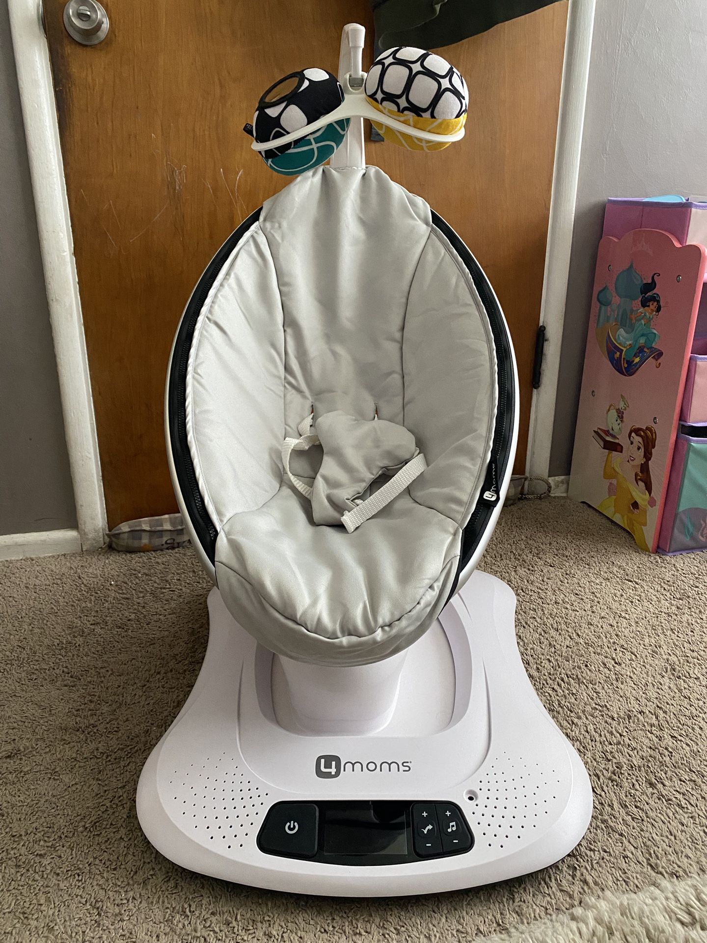 4Moms MamaRoo Swing