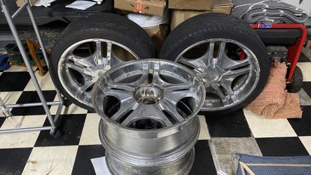 Forte 22in Chrome Rims 5lug