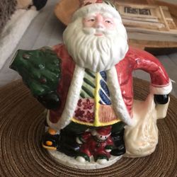 Santa Tea Pot 