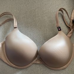 Victoria's Secret Push-Up Bra 38C NWT for Sale in Chelsea, MA - OfferUp