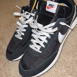 Black And White Nike 