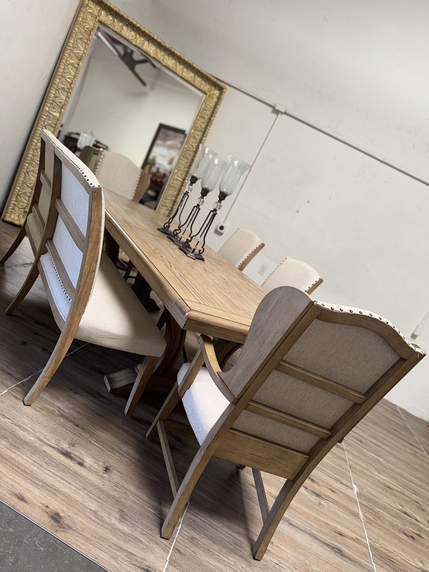 Modern And Classic Dinning Table