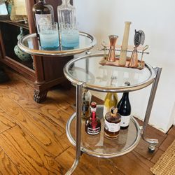 Mid Century Modern Chrome and Glass swiveling Bar Cart/Side table 