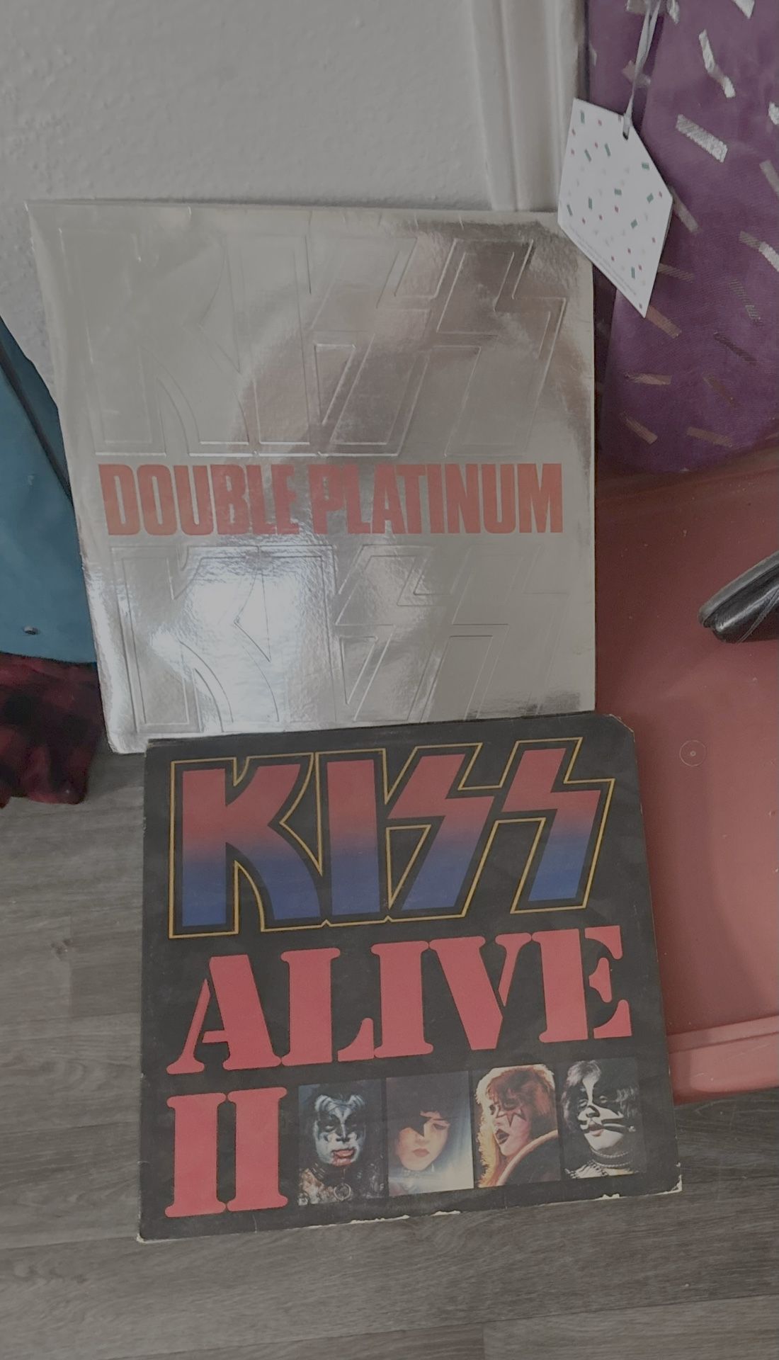 VINYLS