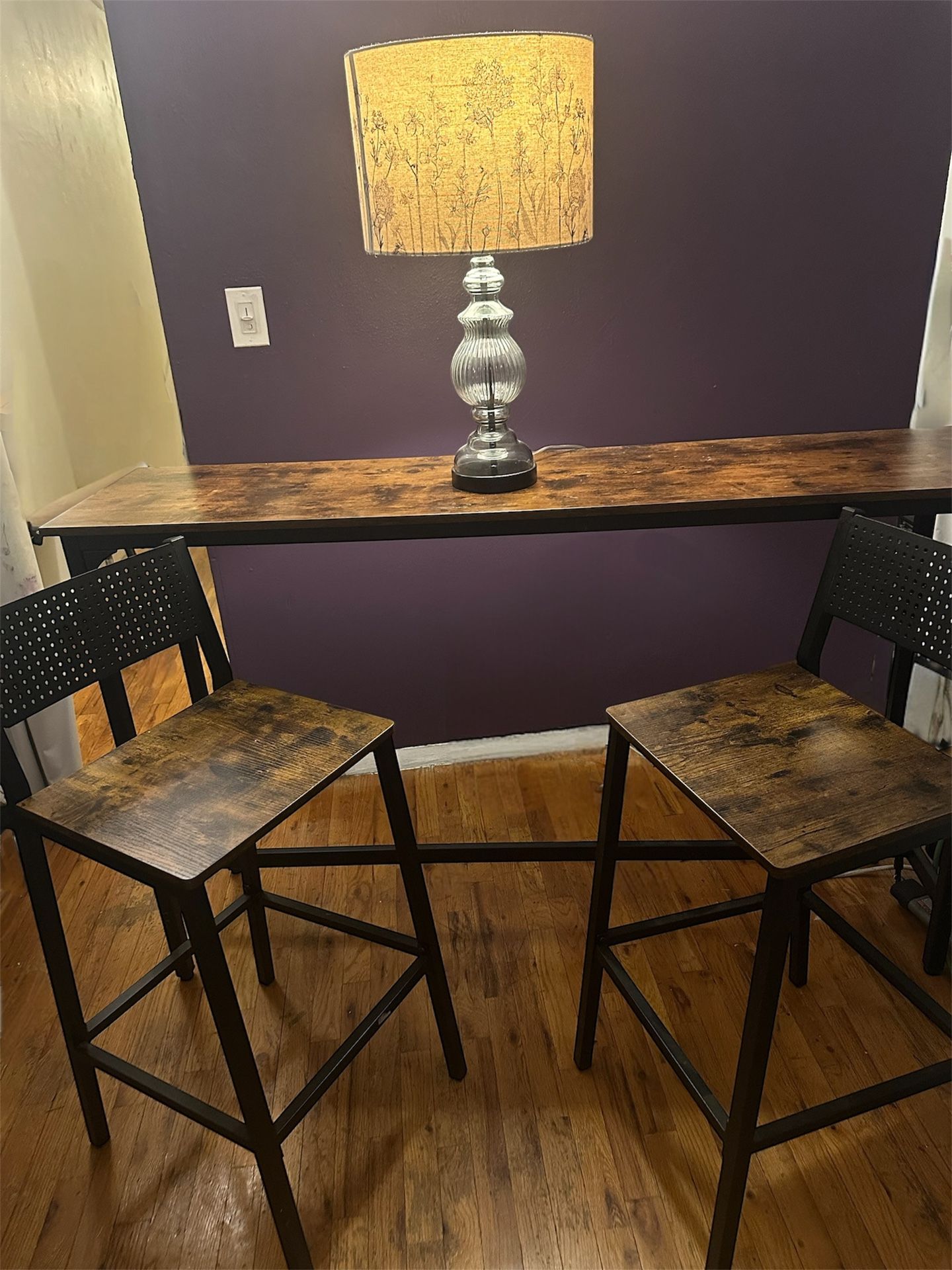 1 Bar Table And 2 Bar Stools