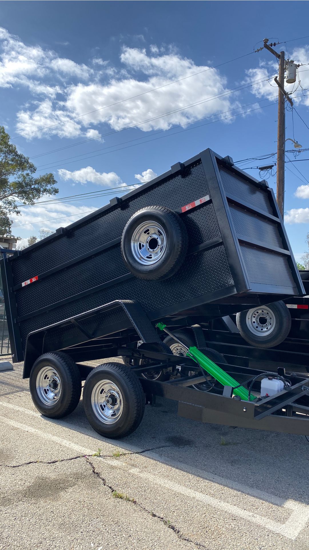 5x10x4 DUMP TRAILER