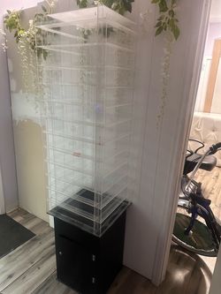Nail polish rack