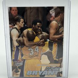 Kobe Byrant 2000-01 Fleer Ultra Basketball w/ Shaq #10