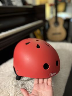 JBM helmet youth size L，like New, only use two month（bought in July 2024，picture5）,bought original Price $33after Tax 