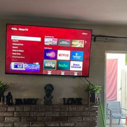 55 Inch Roku Smart TV With Remote + Sleeve