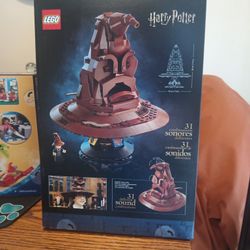 Lego Harry Potter Talking Sorting Hat Building Set 18+