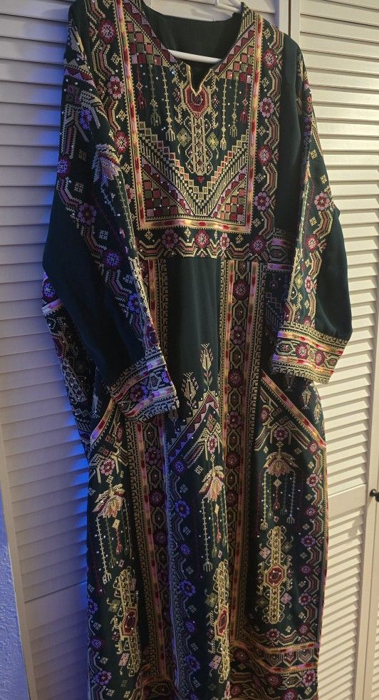 Thobe Dress/ Eid ( Traditional Palestinian Dress)