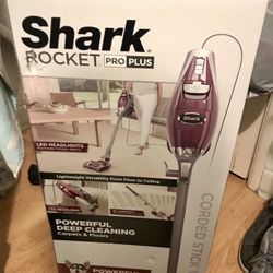 BRAND NEW VACUUM… SHARK ROCKET PRO PLUS VACUUM IN BOX NEVER USED  $80