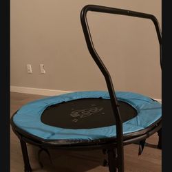 Lightly Used Kids New Trampoline! 