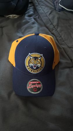 Quinnipiac Snap Back Hat (New- never worn)