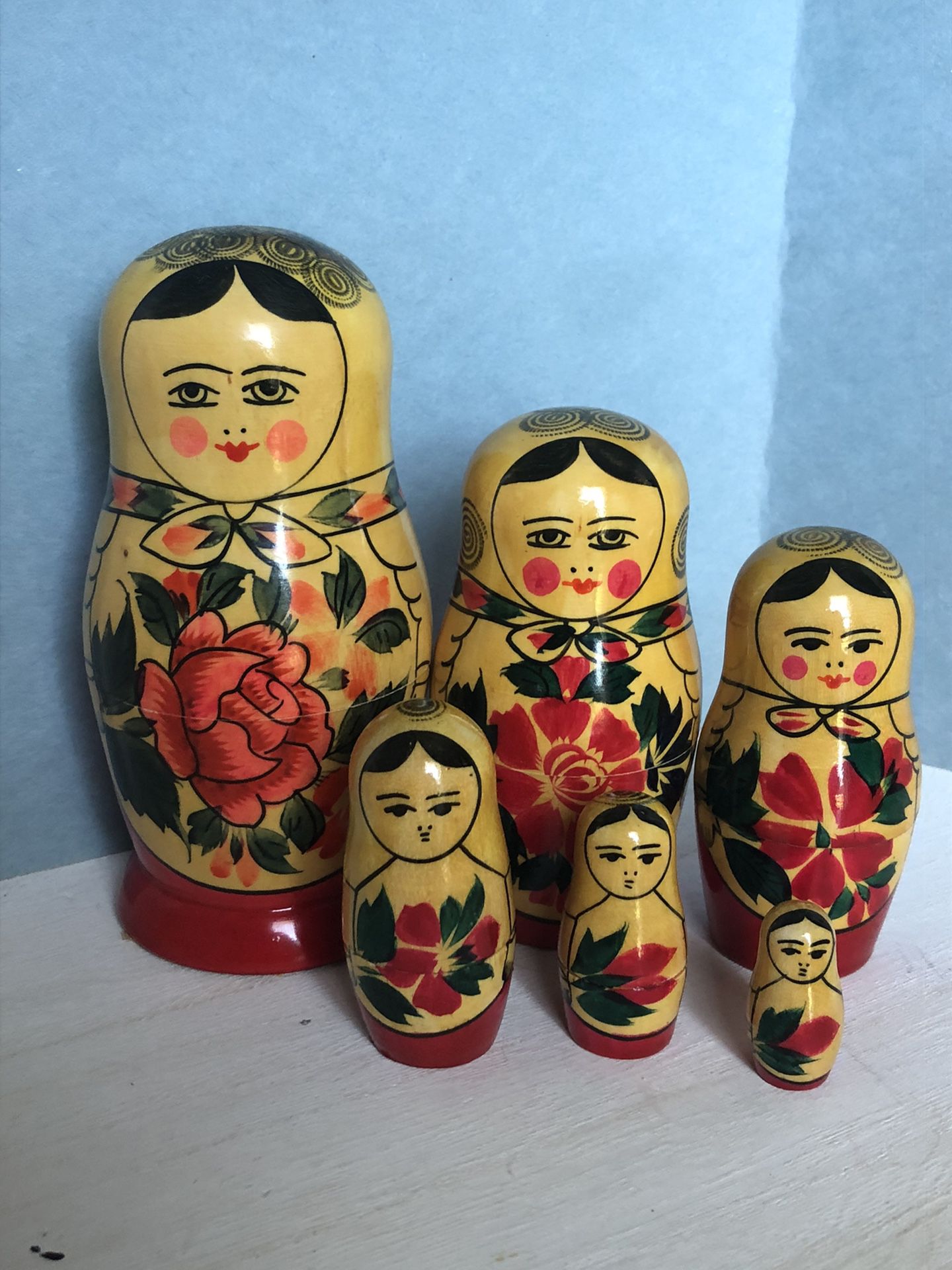 Vintage Russian Nesting Dolls - Hand Painted Set of 6