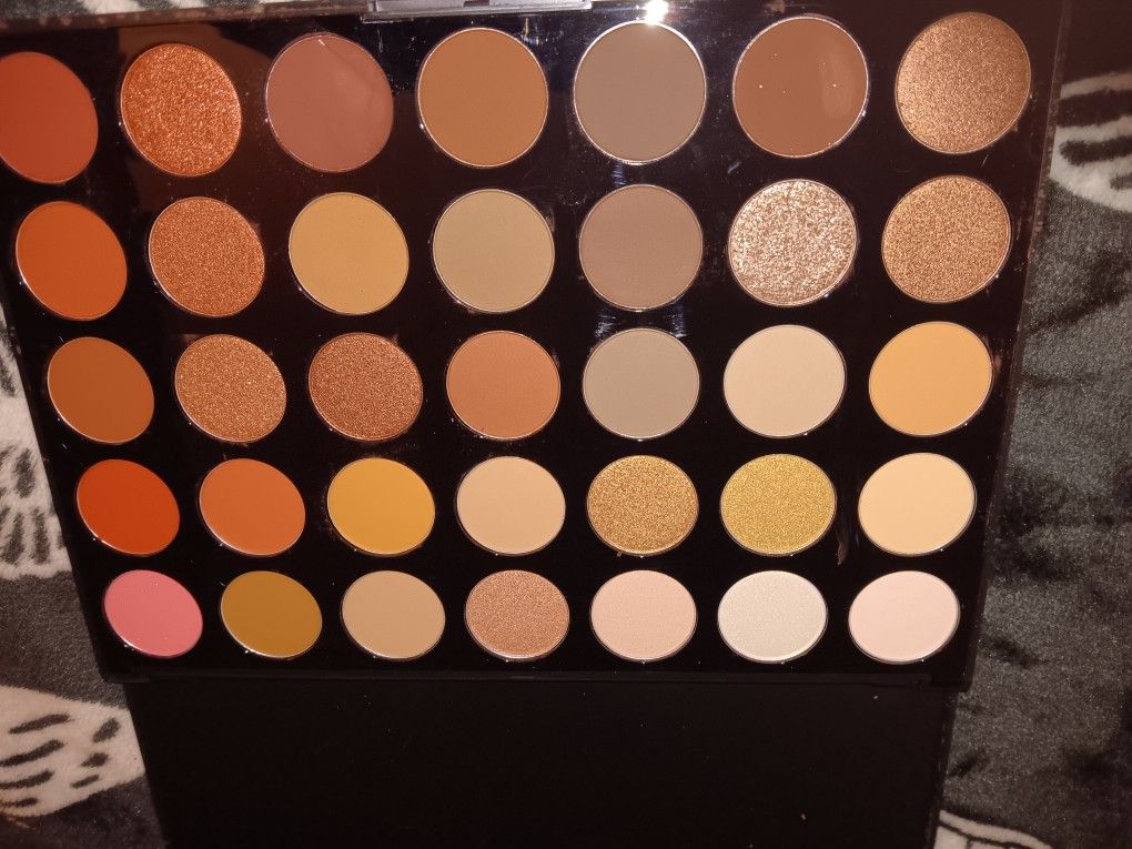 Morphe Pallets