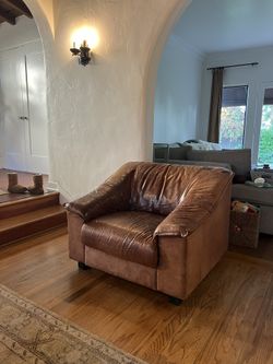 Mid century leather Club Chair