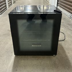 Honeywell Mini Drink Fridge