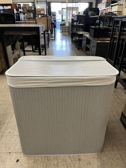 SONGMICS 39.6 Gallons (150L) Laundry Hamper 3-Section Basket with Lid - Gray