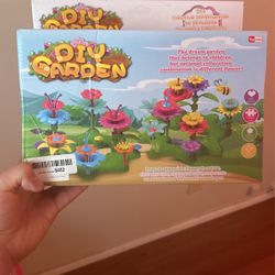 DIY GARDEN create Combination Of Diffrent Flowers