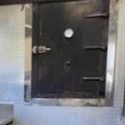 I have a Big Heavy-duty Smoker Competition 