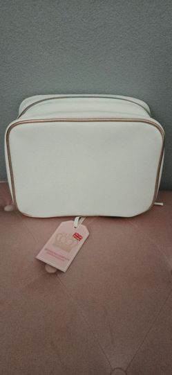 Makeup bag