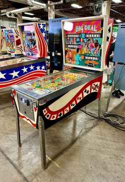 Pinball machine Williams 1977 model