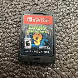 Luigi’s Mansion 3.  Nintendo Switch Game Like New 