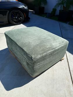 BONELESS FOREST GREEN XLARGE COUCH ❗️🌟